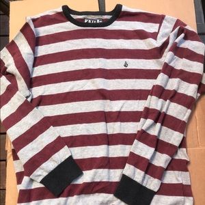 Volcom sweater